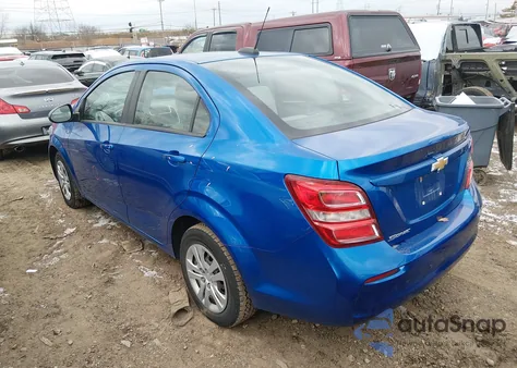 2017 Chevrolet Sonic Ls Auto z USA, uszkodzony, nr VIN 1G1JB5SH5H4143974